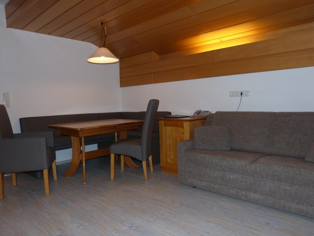 Appartements Alpenland Lermoos Cameră foto