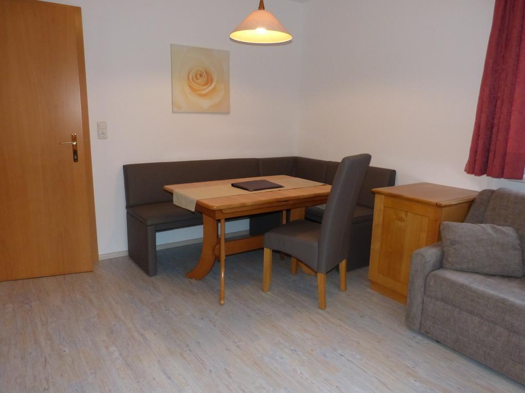 Appartements Alpenland Lermoos Cameră foto