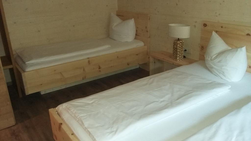Appartements Alpenland Lermoos Cameră foto